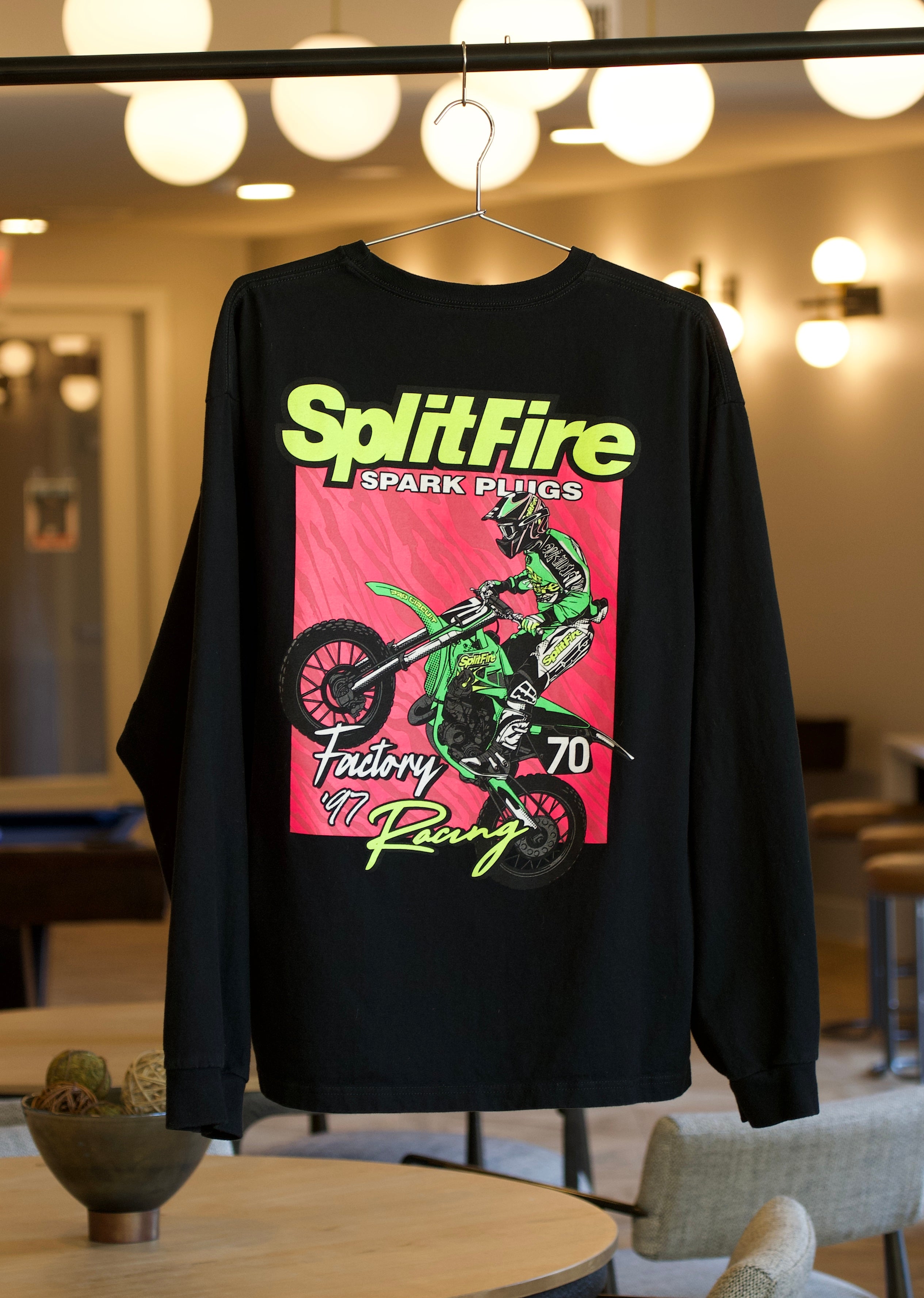 Vintage inspired Splitfire Spark Plugs racing shirt.
