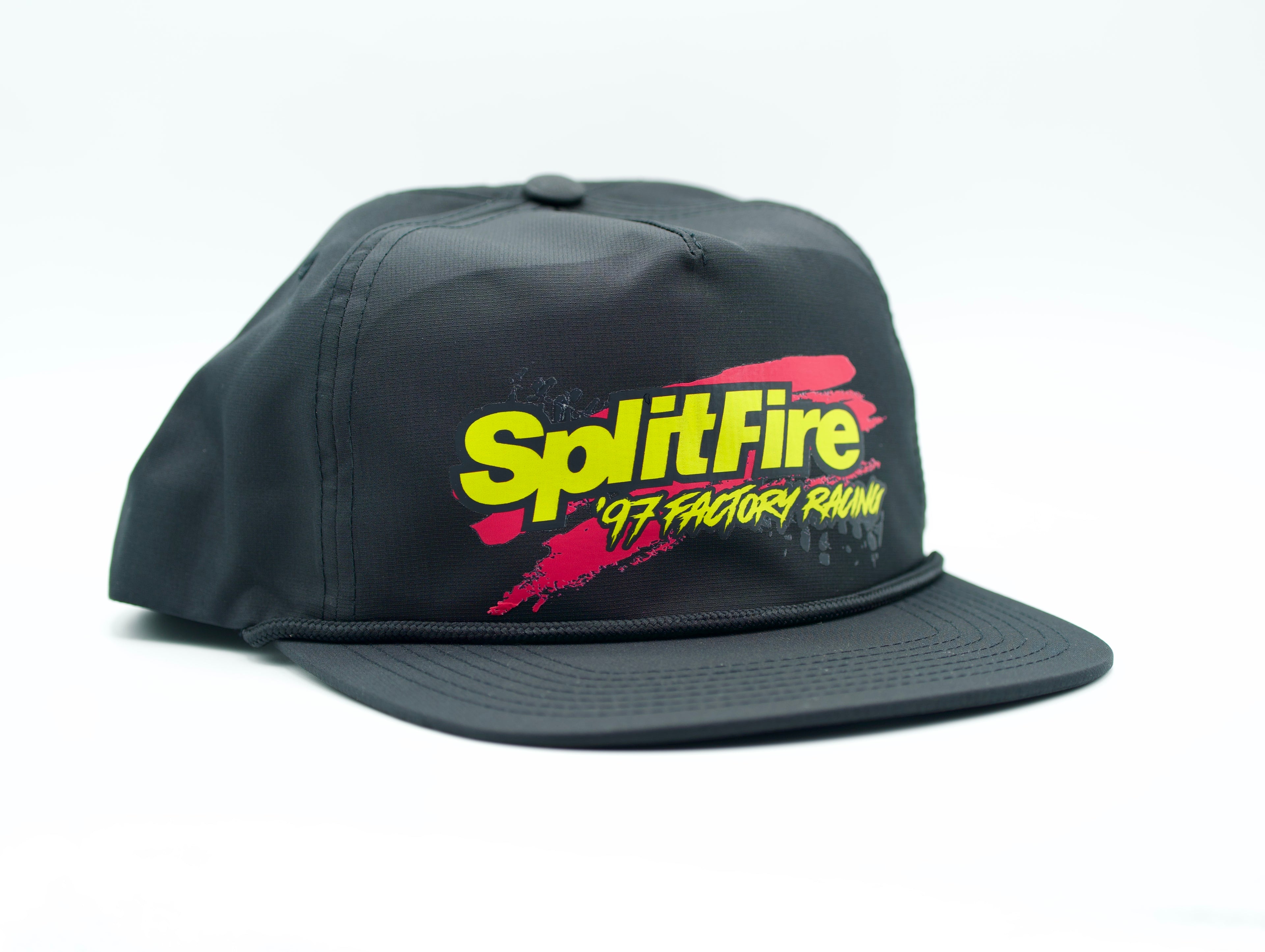 Black cap with 'SplitFire' logo on a white background