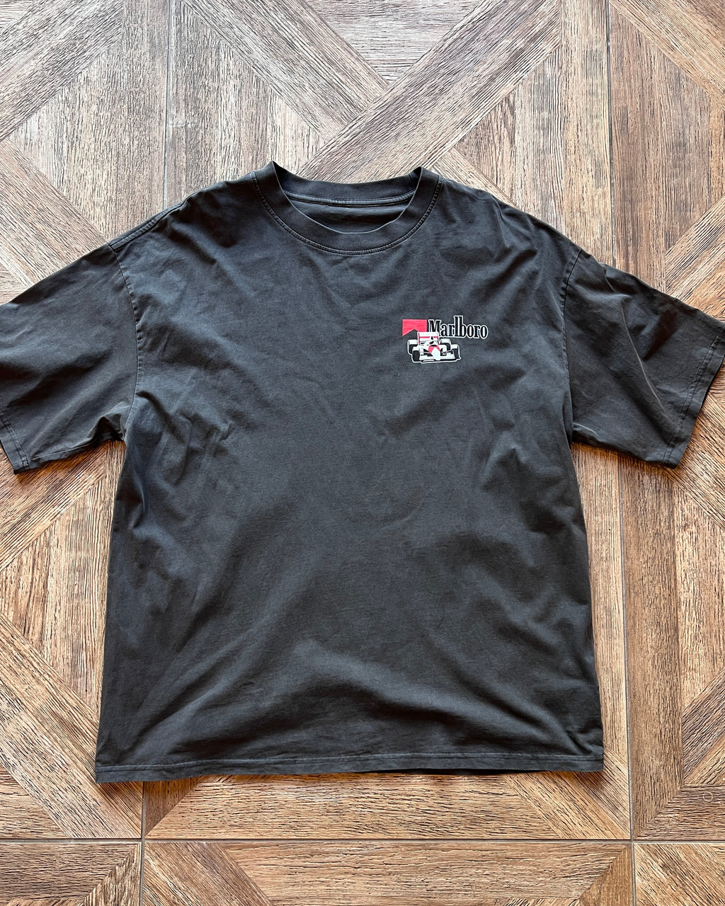 Marlboro formula one shirt in vintage style